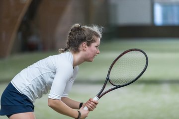 Julia Middendorf 385 - RL Tennisverein Visbek e.V. - Club zur Vahr e.V. : Ergebnis: 2:4